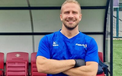 Riccardo Sandri immagina il libro “Massaggiamo via il dolore” con La Favola del Successo